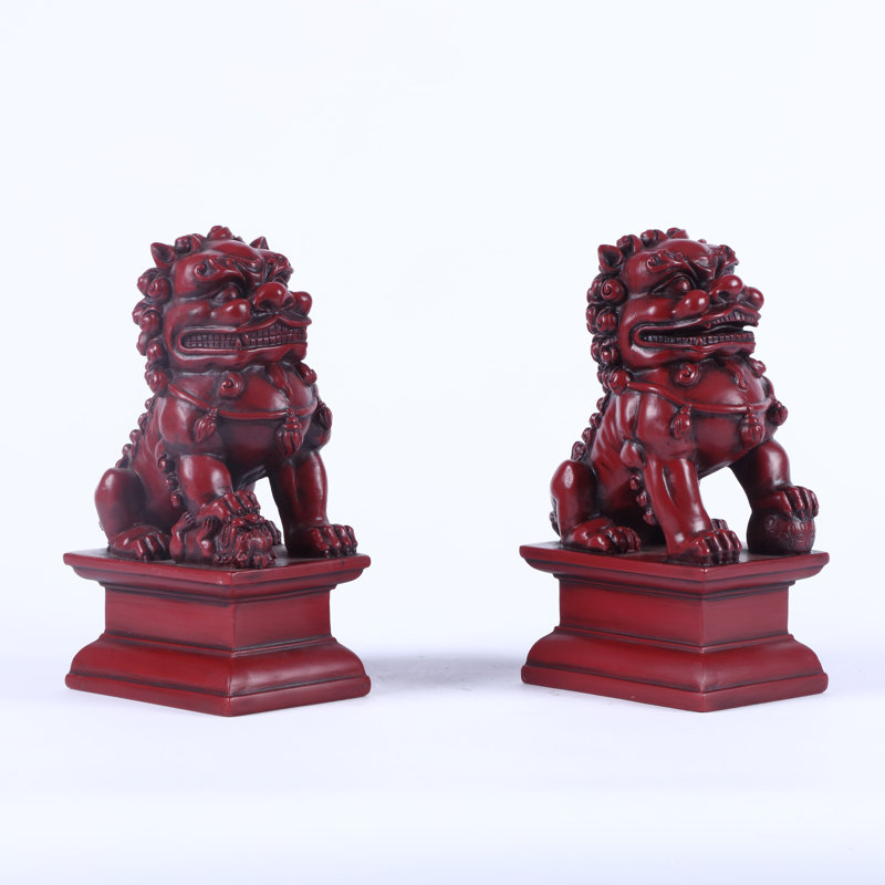 red foo dog statue